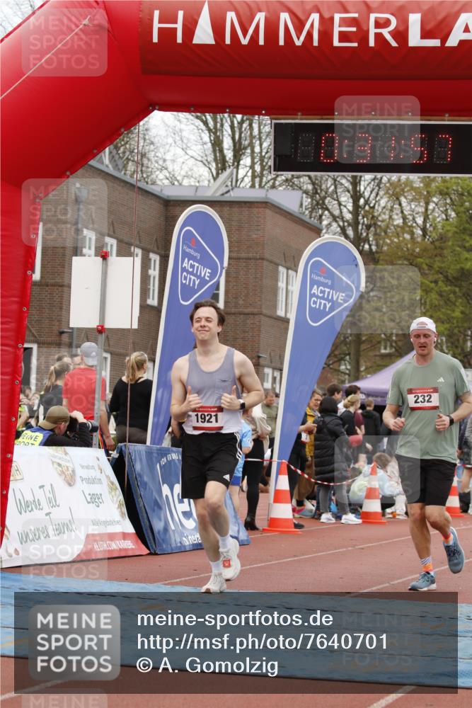 13.04.2025 - Hammer Lauf A. Gomolzig http://msf.ph/oto/7640701 13.04.2025 11:31:56 Ziel 232, 313, 432, 1808, 1921, 1930 meine-sportfotos.de