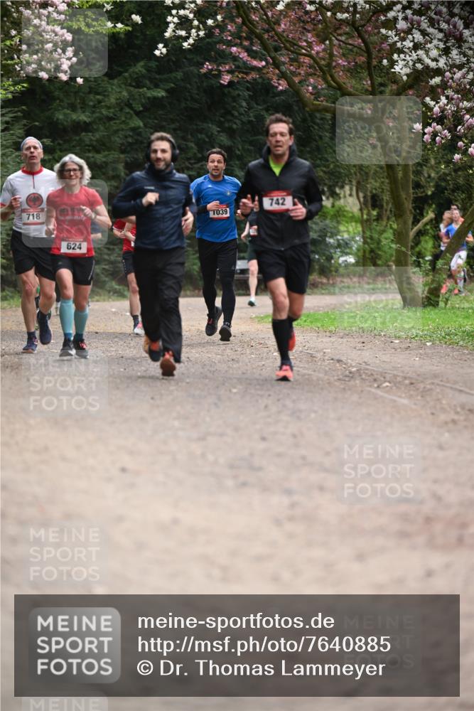 13.04.2025 - Hammer Lauf Dr. Thomas Lammeyer http://msf.ph/oto/7640885 13.04.2025 10:09:48 Laufen 718, 624, 039, 742 meine-sportfotos.de
