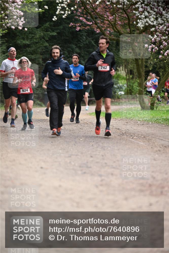 13.04.2025 - Hammer Lauf Dr. Thomas Lammeyer http://msf.ph/oto/7640896 13.04.2025 10:09:48 Laufen 718, 624, 039, 742 meine-sportfotos.de