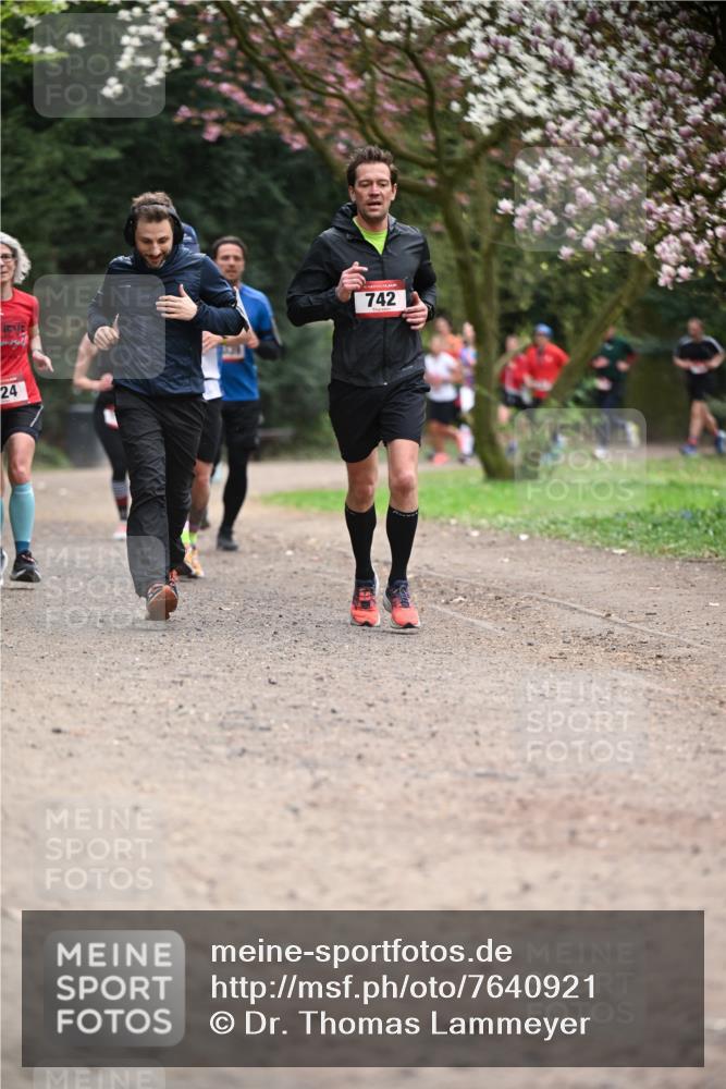 13.04.2025 - Hammer Lauf Dr. Thomas Lammeyer http://msf.ph/oto/7640921 13.04.2025 10:09:49 Laufen 24, 742 meine-sportfotos.de
