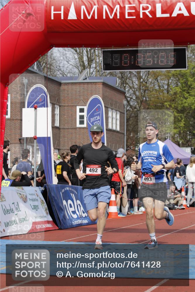 13.04.2025 - Hammer Lauf A. Gomolzig http://msf.ph/oto/7641428 13.04.2025 11:25:04 Ziel 452, 492, 493 meine-sportfotos.de