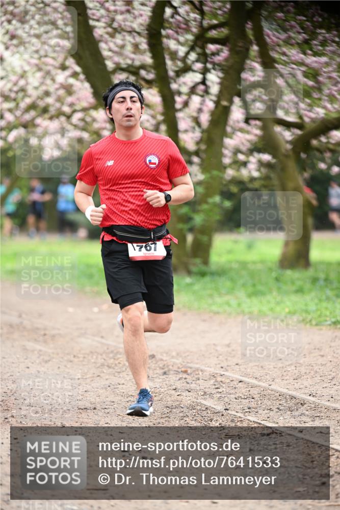 13.04.2025 - Hammer Lauf Dr. Thomas Lammeyer http://msf.ph/oto/7641533 13.04.2025 10:10:26 Laufen 1767 meine-sportfotos.de