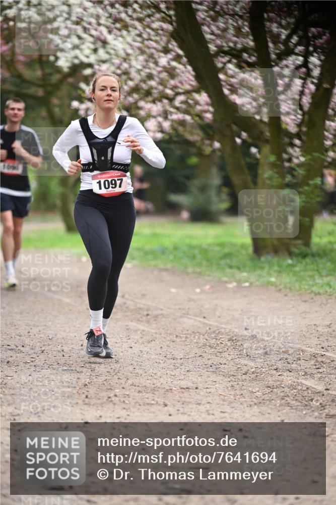 13.04.2025 - Hammer Lauf Dr. Thomas Lammeyer http://msf.ph/oto/7641694 13.04.2025 10:10:37 Laufen 1096, 15, 1097 meine-sportfotos.de