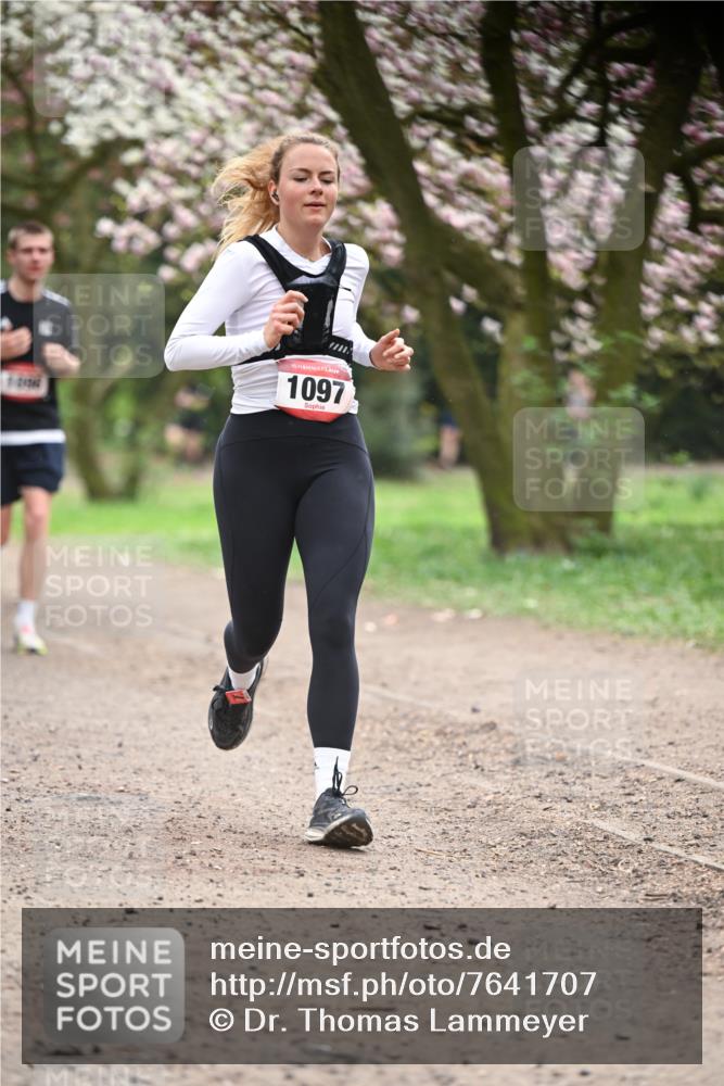 13.04.2025 - Hammer Lauf Dr. Thomas Lammeyer http://msf.ph/oto/7641707 13.04.2025 10:10:37 Laufen 15, 1097 meine-sportfotos.de