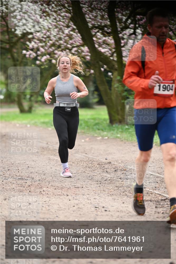 13.04.2025 - Hammer Lauf Dr. Thomas Lammeyer http://msf.ph/oto/7641961 13.04.2025 10:10:58 Laufen 1904 meine-sportfotos.de