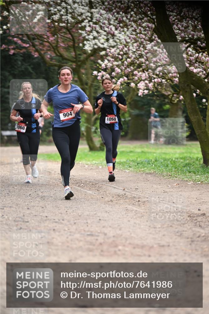 13.04.2025 - Hammer Lauf Dr. Thomas Lammeyer http://msf.ph/oto/7641986 13.04.2025 10:11:01 Laufen 1060, 904, 1059 meine-sportfotos.de