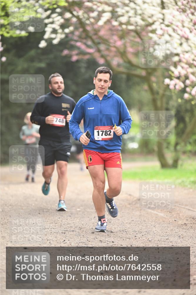 13.04.2025 - Hammer Lauf Dr. Thomas Lammeyer http://msf.ph/oto/7642558 13.04.2025 10:11:56 Laufen 748, 15, 1782, 13, 6 meine-sportfotos.de