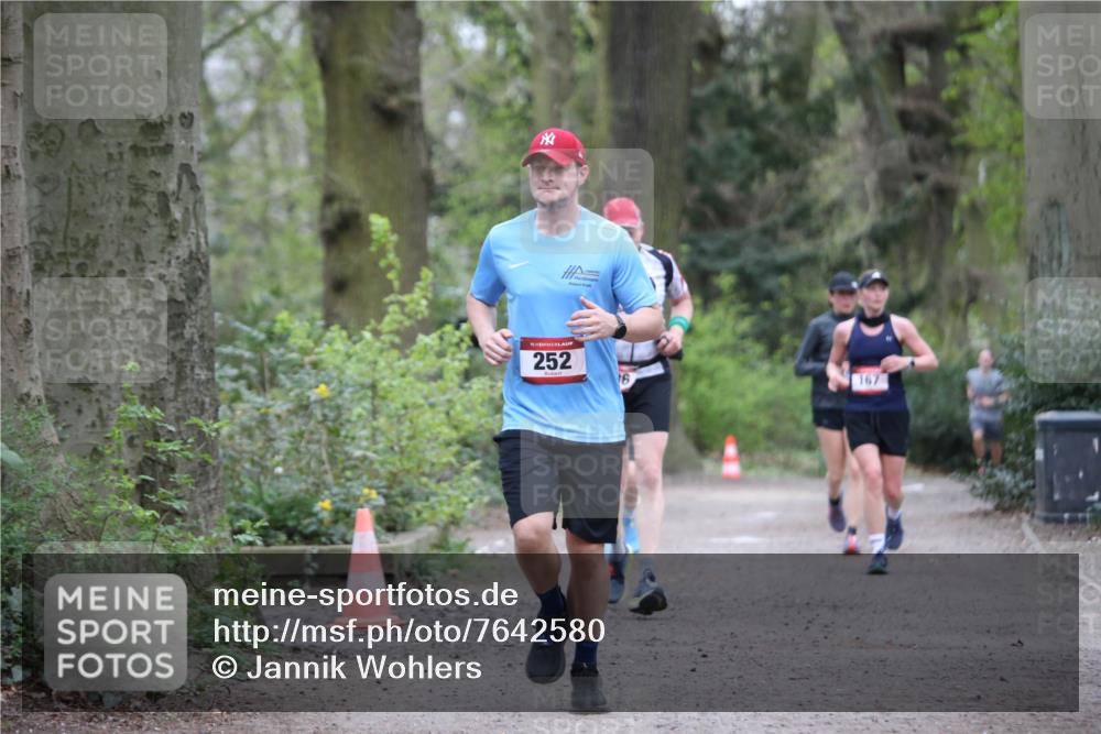13.04.2025 - Hammer Lauf Jannik Wohlers http://msf.ph/oto/7642580 13.04.2025 12:00:50 Laufen 15, 252, 16, 167 meine-sportfotos.de