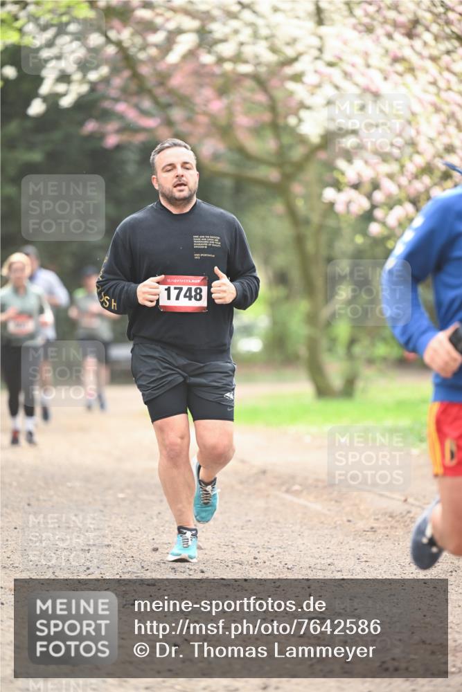 13.04.2025 - Hammer Lauf Dr. Thomas Lammeyer http://msf.ph/oto/7642586 13.04.2025 10:11:58 Laufen 1972, 15, 1748 meine-sportfotos.de