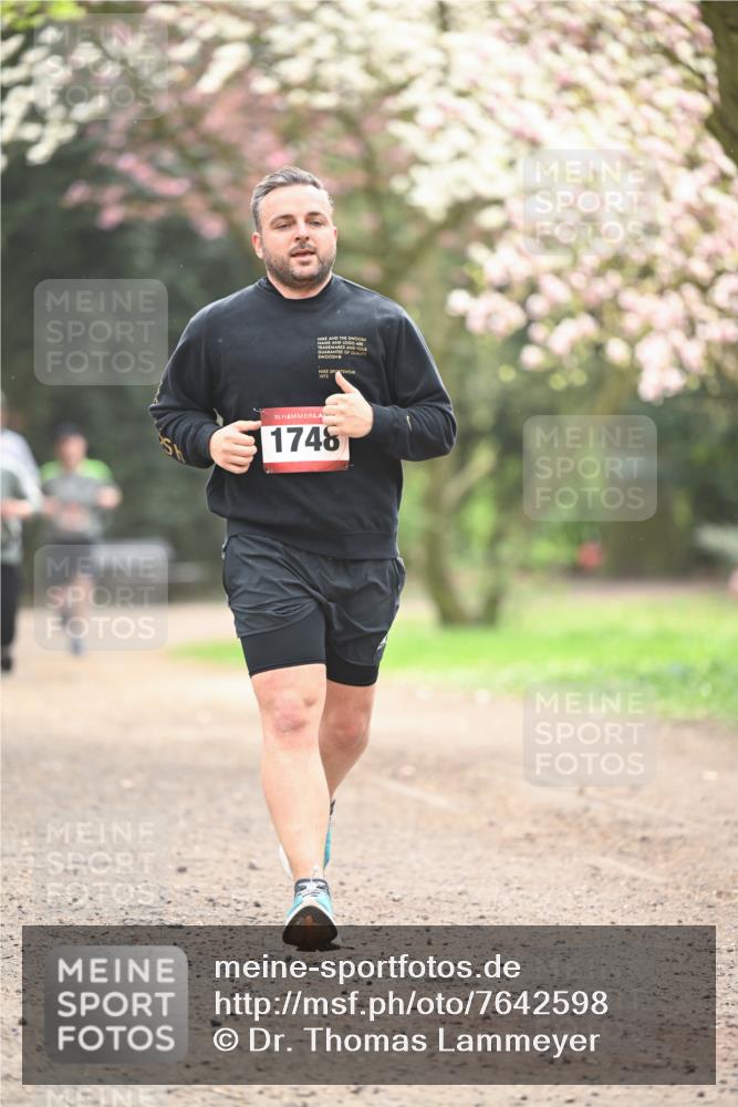 13.04.2025 - Hammer Lauf Dr. Thomas Lammeyer http://msf.ph/oto/7642598 13.04.2025 10:11:59 Laufen 1972, 15, 1748 meine-sportfotos.de