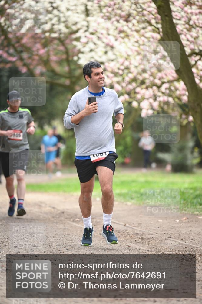 13.04.2025 - Hammer Lauf Dr. Thomas Lammeyer http://msf.ph/oto/7642691 13.04.2025 10:12:06 Laufen 105 meine-sportfotos.de