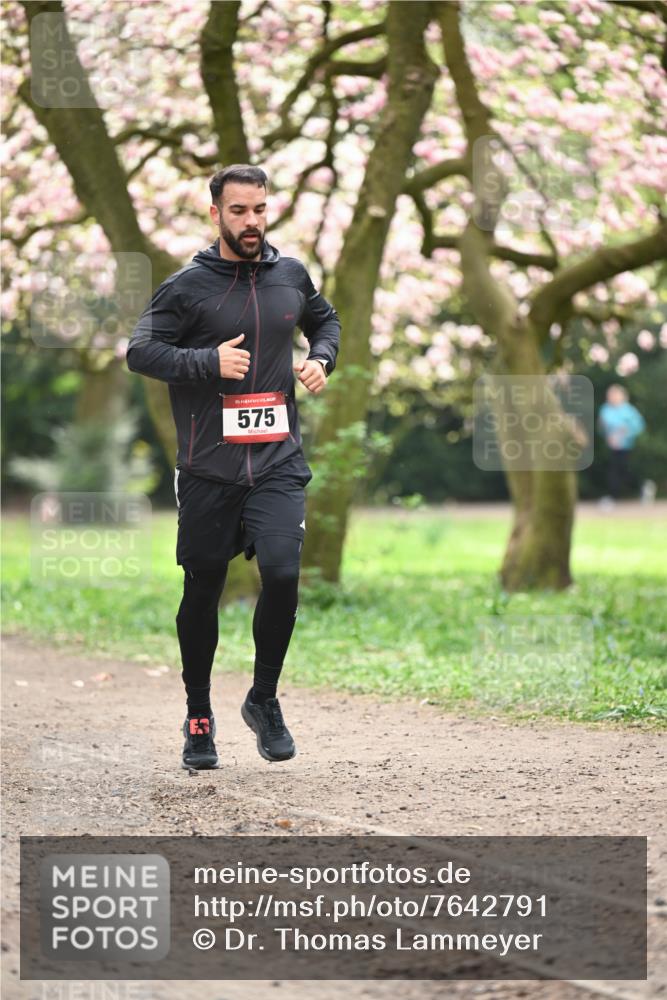 13.04.2025 - Hammer Lauf Dr. Thomas Lammeyer http://msf.ph/oto/7642791 13.04.2025 10:12:17 Laufen 15, 575 meine-sportfotos.de