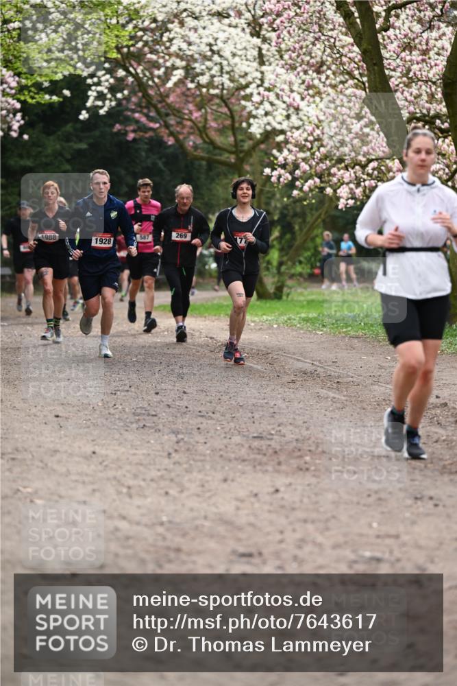 13.04.2025 - Hammer Lauf Dr. Thomas Lammeyer http://msf.ph/oto/7643617 13.04.2025 10:13:10 Laufen 269, 1988, 587, 1928 meine-sportfotos.de