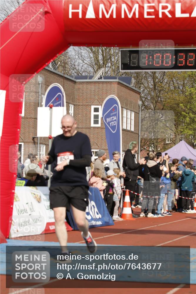 13.04.2025 - Hammer Lauf A. Gomolzig http://msf.ph/oto/7643677 13.04.2025 10:46:32 Ziel 156, 853, 1111, 1271, 1788, 1827 meine-sportfotos.de