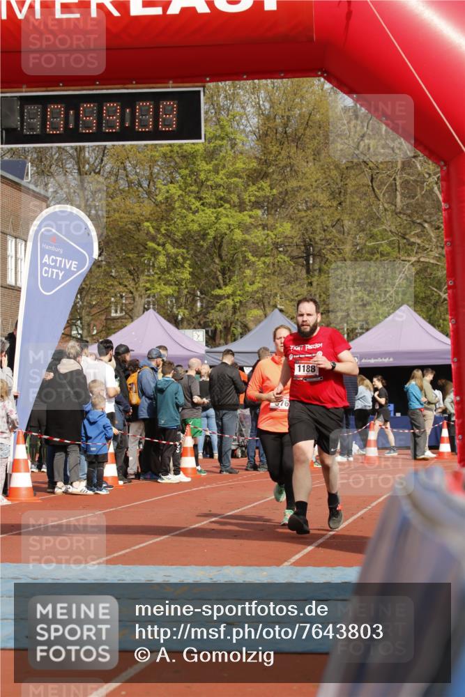 13.04.2025 - Hammer Lauf A. Gomolzig http://msf.ph/oto/7643803 13.04.2025 10:45:07 Ziel 331, 976, 1188 meine-sportfotos.de