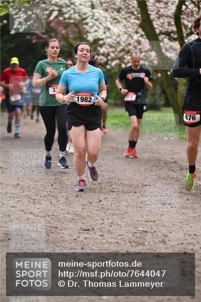 13.04.2025 - Hammer Lauf Dr. Thomas Lammeyer http://msf.ph/oto/7644047 13.04.2025 10:13:31 Laufen 33, 15, 1982, 313, 676 meine-sportfotos.de