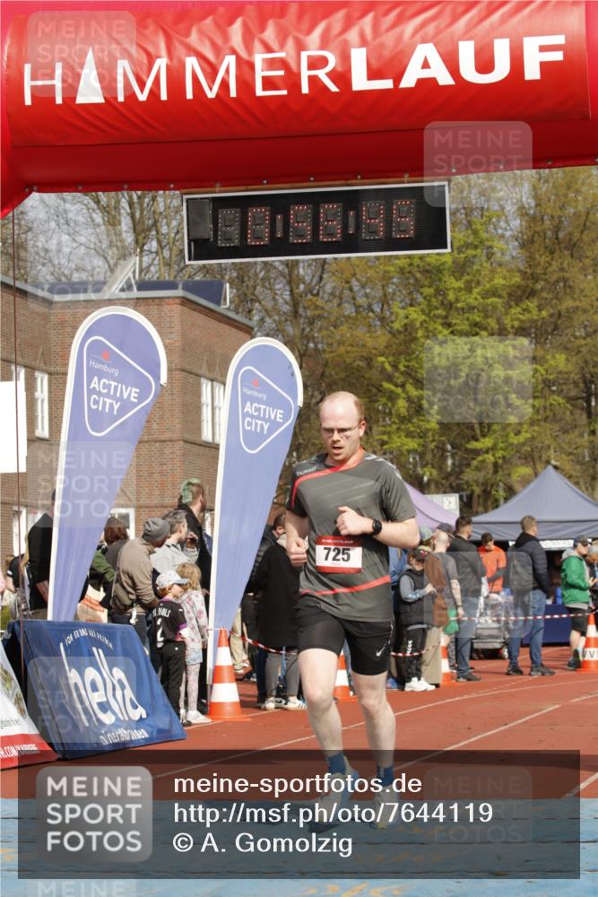 13.04.2025 - Hammer Lauf A. Gomolzig http://msf.ph/oto/7644119 13.04.2025 10:42:45 Ziel 699, 725 meine-sportfotos.de