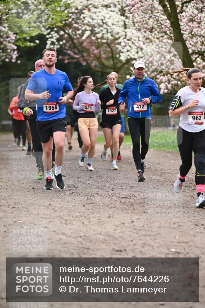 13.04.2025 - Hammer Lauf Dr. Thomas Lammeyer http://msf.ph/oto/7644226 13.04.2025 10:13:40 Laufen 15, 1956, 525, 1927, 472, 962 meine-sportfotos.de