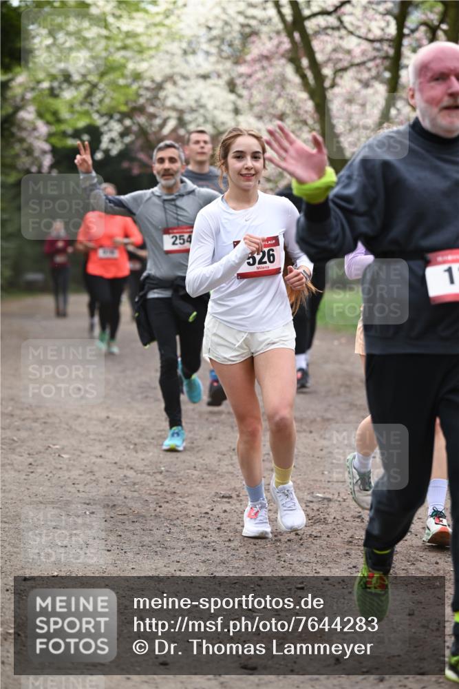13.04.2025 - Hammer Lauf Dr. Thomas Lammeyer http://msf.ph/oto/7644283 13.04.2025 10:13:43 Laufen 254, 526, 1 meine-sportfotos.de