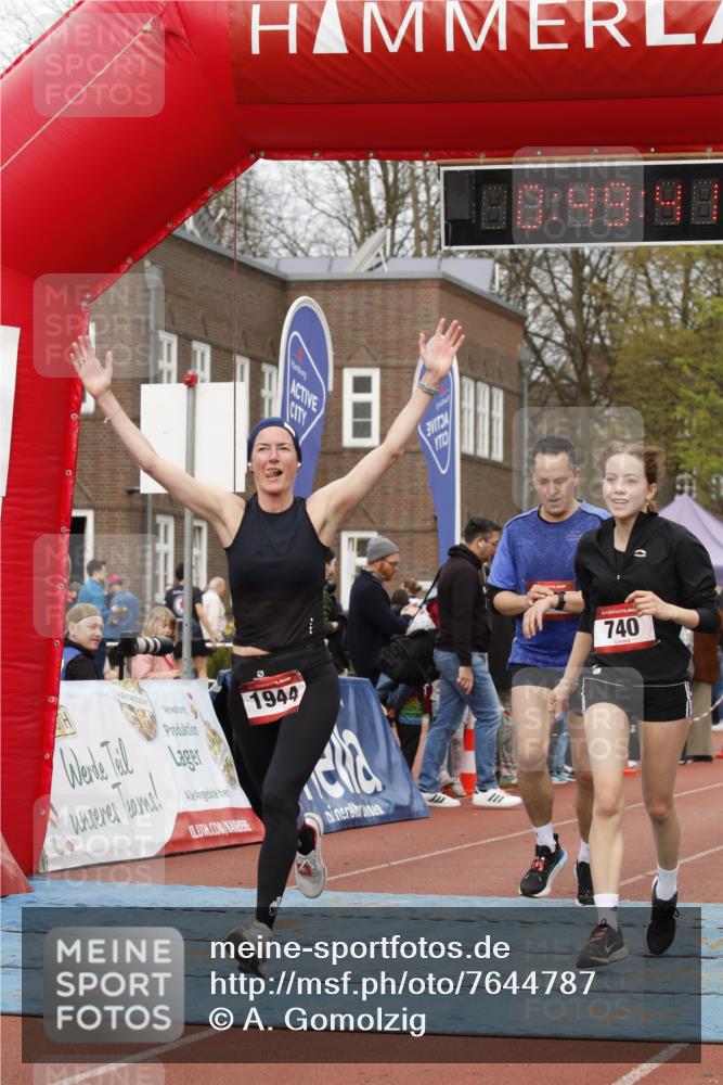 13.04.2025 - Hammer Lauf A. Gomolzig http://msf.ph/oto/7644787 13.04.2025 10:35:41 Ziel 255, 328, 740, 1143, 1944, 1949 meine-sportfotos.de