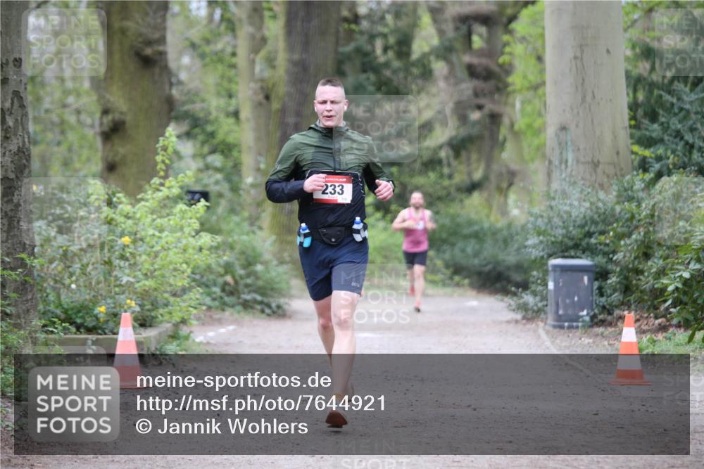 13.04.2025 - Hammer Lauf Jannik Wohlers http://msf.ph/oto/7644921 13.04.2025 11:49:15 Laufen 233 meine-sportfotos.de