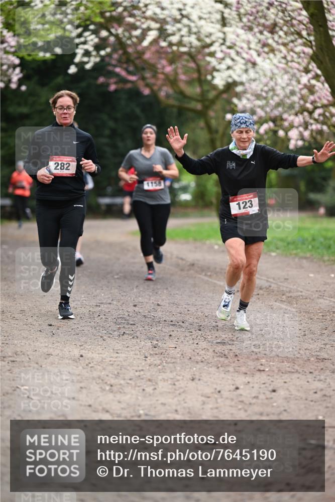 13.04.2025 - Hammer Lauf Dr. Thomas Lammeyer http://msf.ph/oto/7645190 13.04.2025 10:14:43 Laufen 15, 282, 1158, 15, 123 meine-sportfotos.de