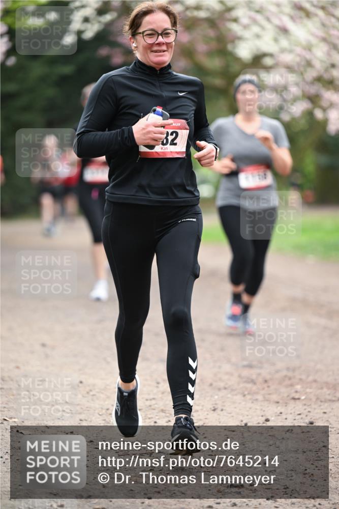 13.04.2025 - Hammer Lauf Dr. Thomas Lammeyer http://msf.ph/oto/7645214 13.04.2025 10:14:45 Laufen 32 meine-sportfotos.de