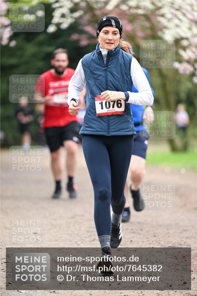13.04.2025 - Hammer Lauf Dr. Thomas Lammeyer http://msf.ph/oto/7645382 13.04.2025 10:14:58 Laufen 1076 meine-sportfotos.de