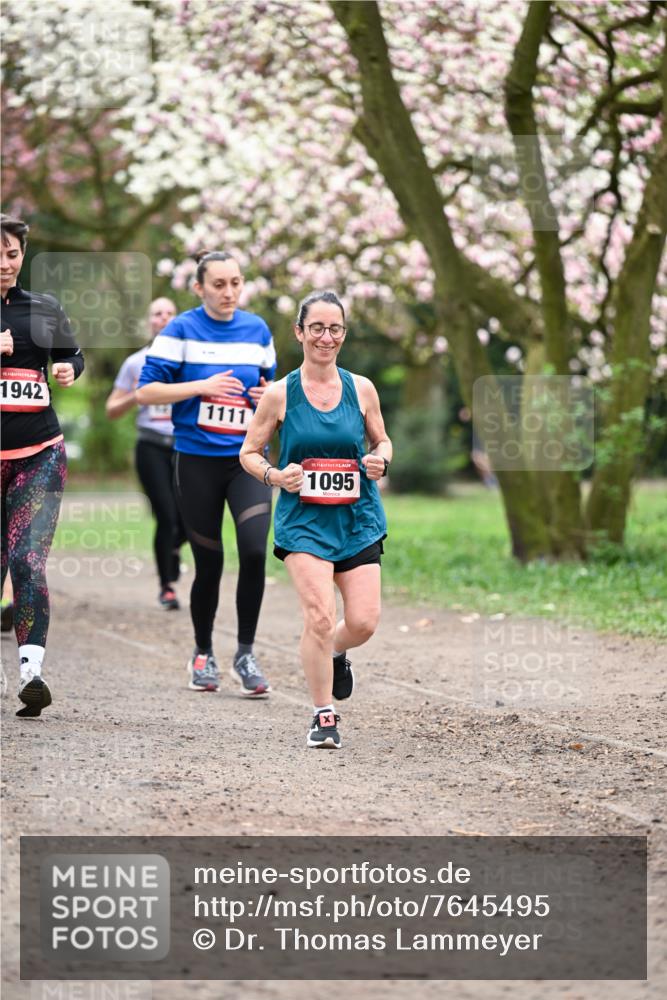 13.04.2025 - Hammer Lauf Dr. Thomas Lammeyer http://msf.ph/oto/7645495 13.04.2025 10:15:13 Laufen 15, 1942, 1111, 15, 1095 meine-sportfotos.de