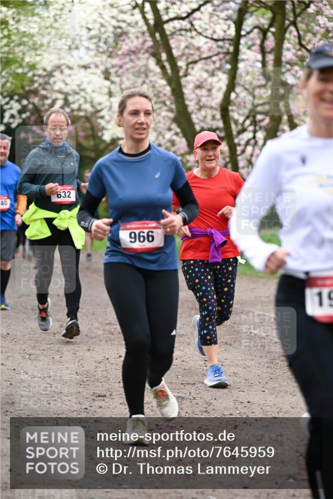 13.04.2025 - Hammer Lauf Dr. Thomas Lammeyer http://msf.ph/oto/7645959 13.04.2025 10:15:46 Laufen 40, 632, 966, 19 meine-sportfotos.de