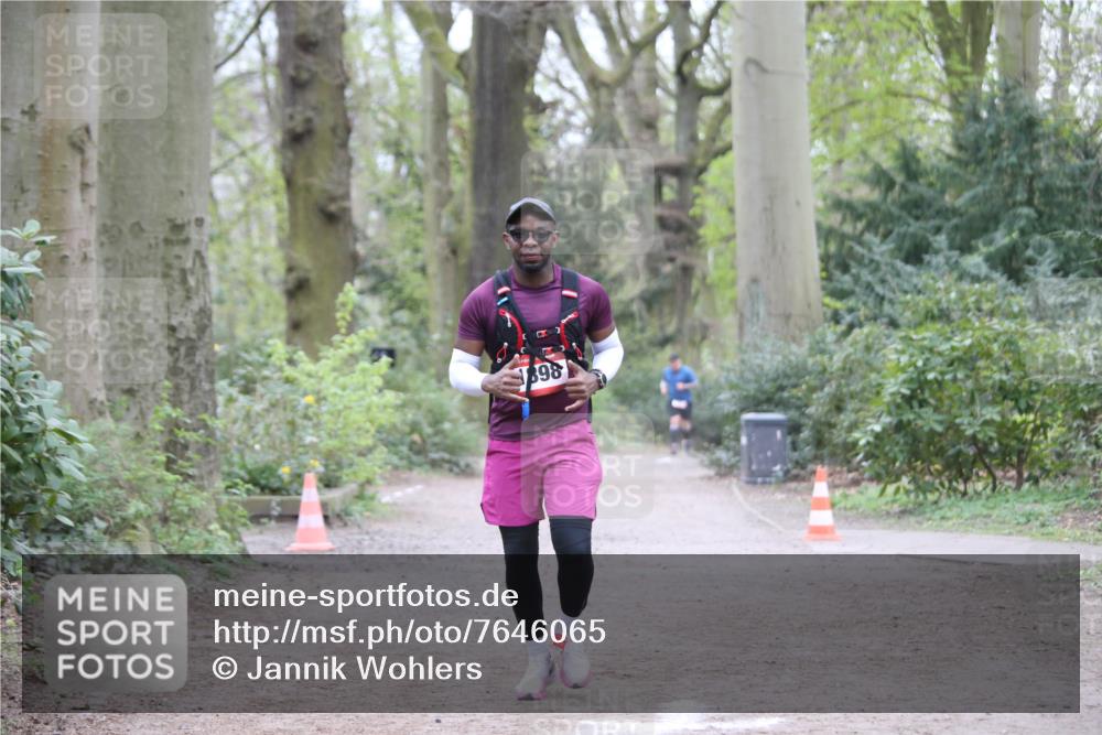 13.04.2025 - Hammer Lauf Jannik Wohlers http://msf.ph/oto/7646065 13.04.2025 11:36:34 Laufen 868 meine-sportfotos.de