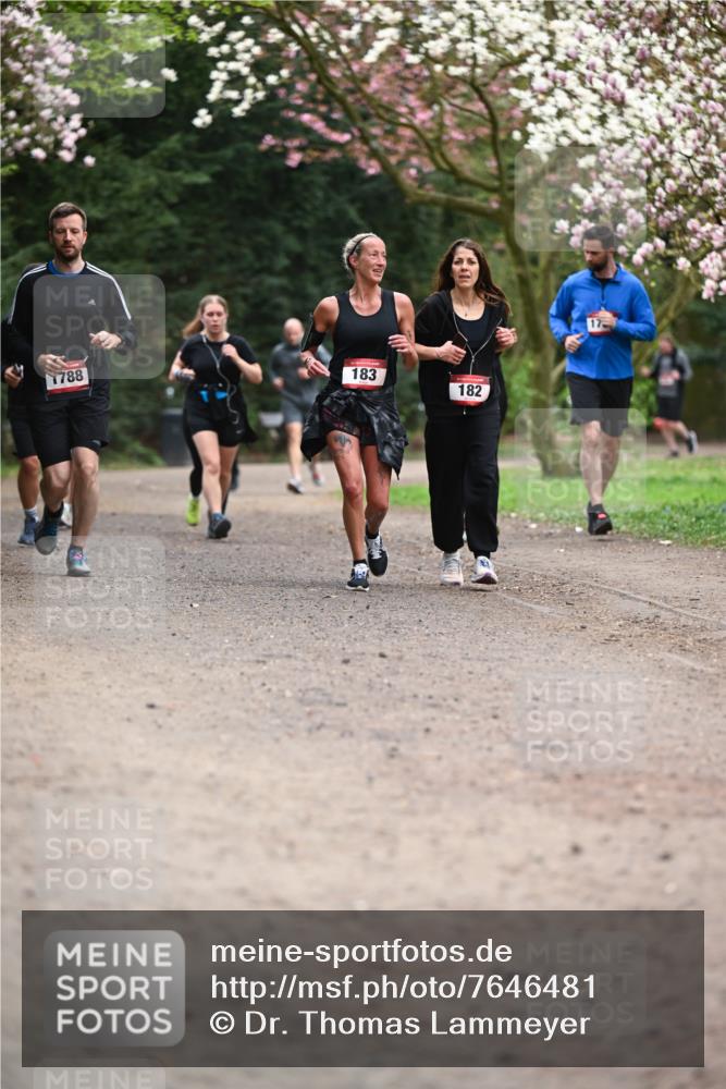 13.04.2025 - Hammer Lauf Dr. Thomas Lammeyer http://msf.ph/oto/7646481 13.04.2025 10:16:22 Laufen 1788, 183, 182, 17 meine-sportfotos.de