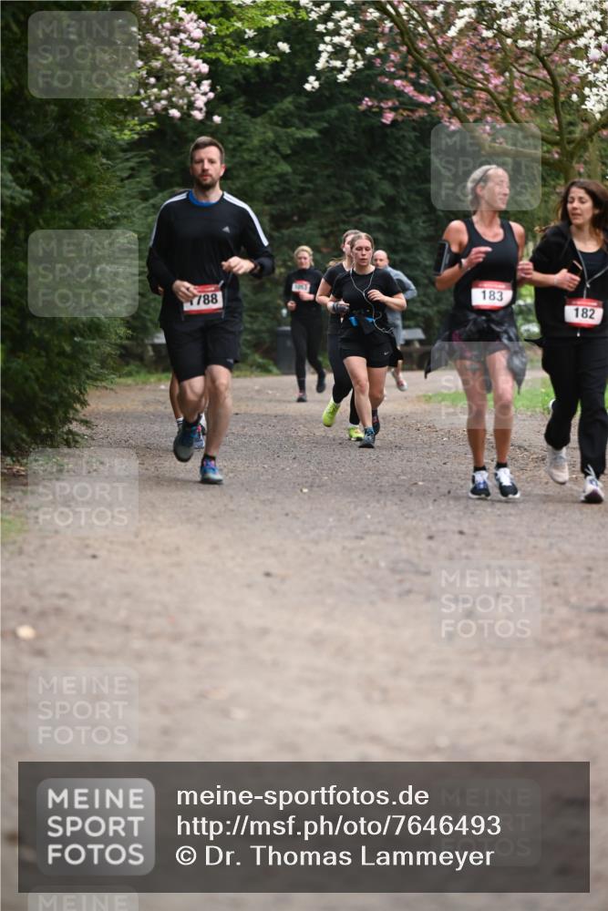 13.04.2025 - Hammer Lauf Dr. Thomas Lammeyer http://msf.ph/oto/7646493 13.04.2025 10:16:23 Laufen 788, 183, 182 meine-sportfotos.de