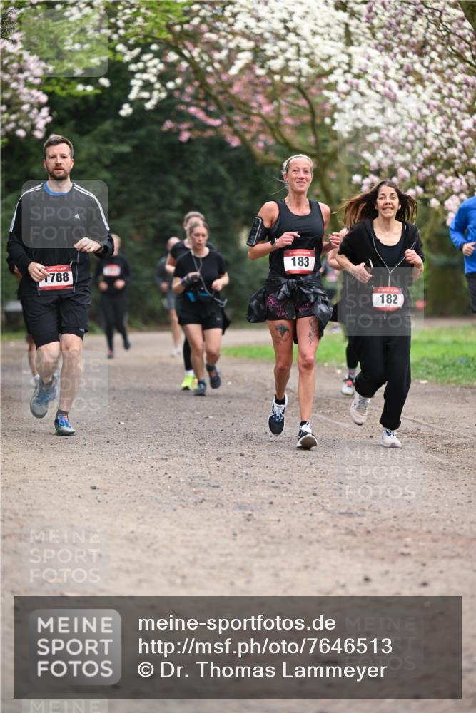 13.04.2025 - Hammer Lauf Dr. Thomas Lammeyer http://msf.ph/oto/7646513 13.04.2025 10:16:24 Laufen 788, 183, 182 meine-sportfotos.de