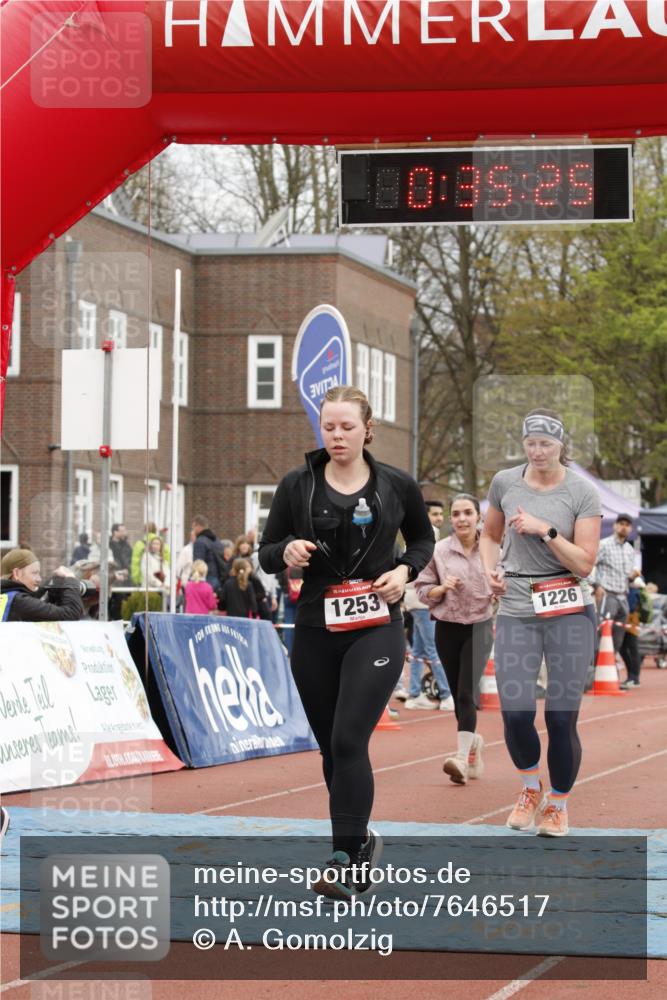 13.04.2025 - Hammer Lauf A. Gomolzig http://msf.ph/oto/7646517 13.04.2025 10:21:25 Ziel 265, 266, 697, 703, 1226 meine-sportfotos.de