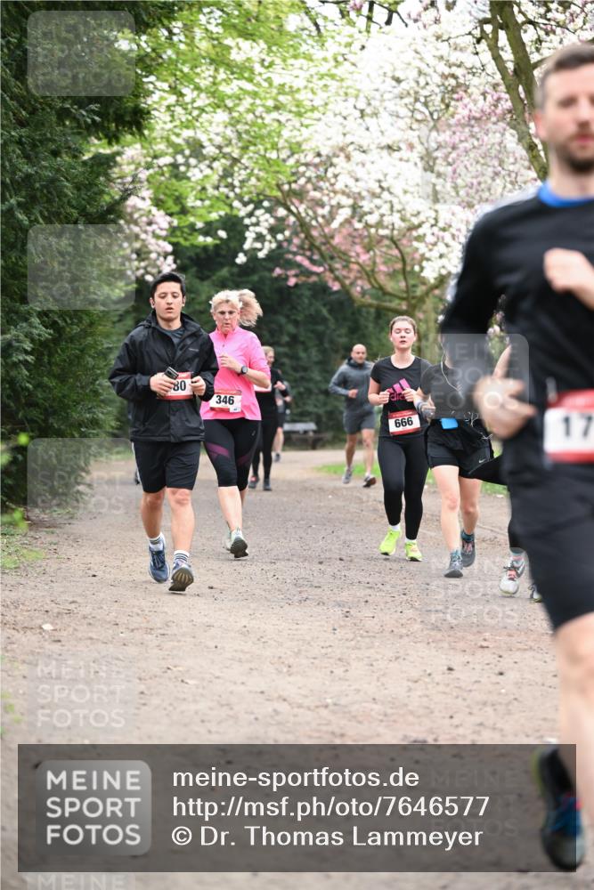 13.04.2025 - Hammer Lauf Dr. Thomas Lammeyer http://msf.ph/oto/7646577 13.04.2025 10:16:28 Laufen 08, 346, 999, 17 meine-sportfotos.de