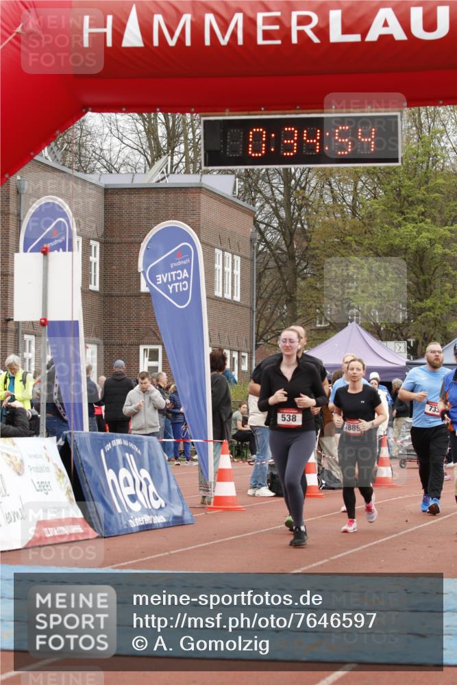 13.04.2025 - Hammer Lauf A. Gomolzig http://msf.ph/oto/7646597 13.04.2025 10:20:54 Ziel 130, 731, 733, 1003, 1803, 1887, 1889 meine-sportfotos.de