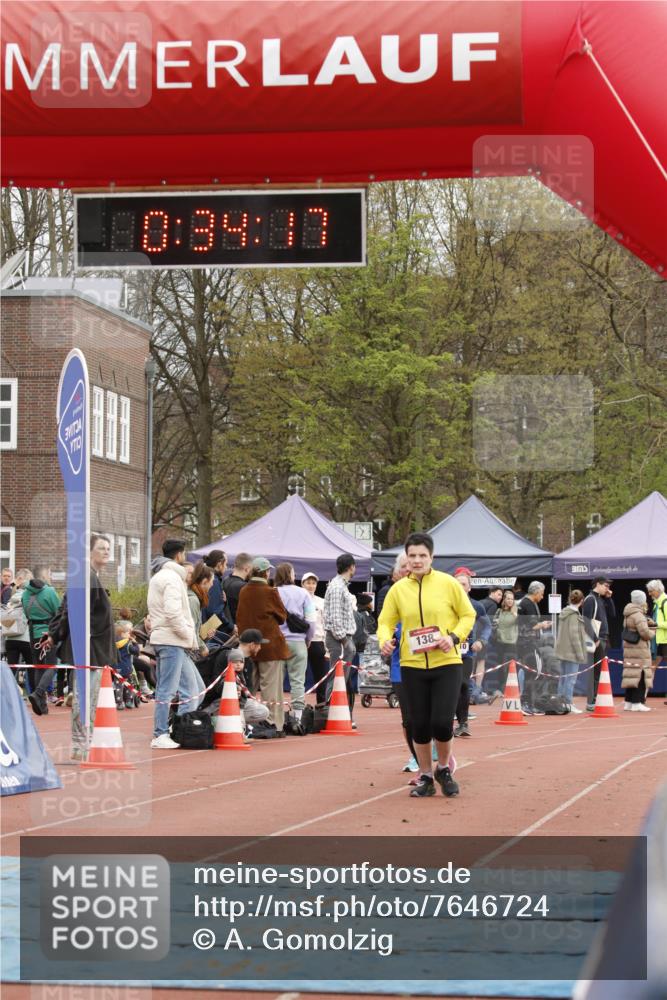 13.04.2025 - Hammer Lauf A. Gomolzig http://msf.ph/oto/7646724 13.04.2025 10:20:17 Ziel 138, 204, 1082 meine-sportfotos.de