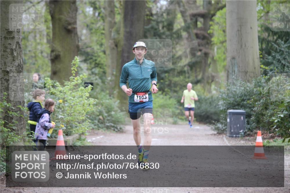 13.04.2025 - Hammer Lauf Jannik Wohlers http://msf.ph/oto/7646830 13.04.2025 11:32:31 Laufen 1103 meine-sportfotos.de