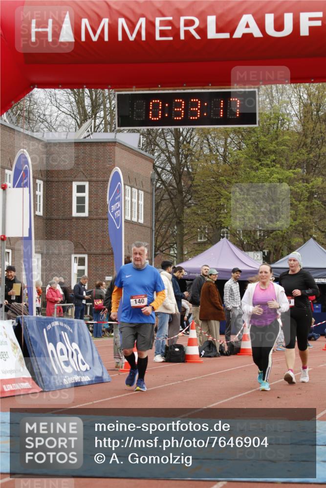 13.04.2025 - Hammer Lauf A. Gomolzig http://msf.ph/oto/7646904 13.04.2025 10:19:17 Ziel 140, 258, 419, 570 meine-sportfotos.de