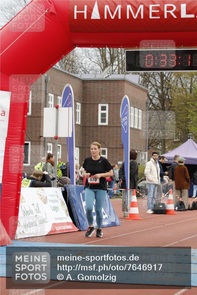 13.04.2025 - Hammer Lauf A. Gomolzig http://msf.ph/oto/7646917 13.04.2025 10:19:11 Ziel 230, 570, 616 meine-sportfotos.de