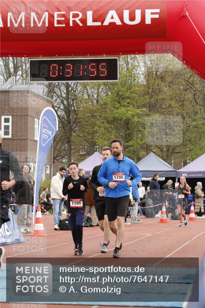 13.04.2025 - Hammer Lauf A. Gomolzig http://msf.ph/oto/7647147 13.04.2025 10:17:55 Ziel 446, 455, 1786, 1788 meine-sportfotos.de