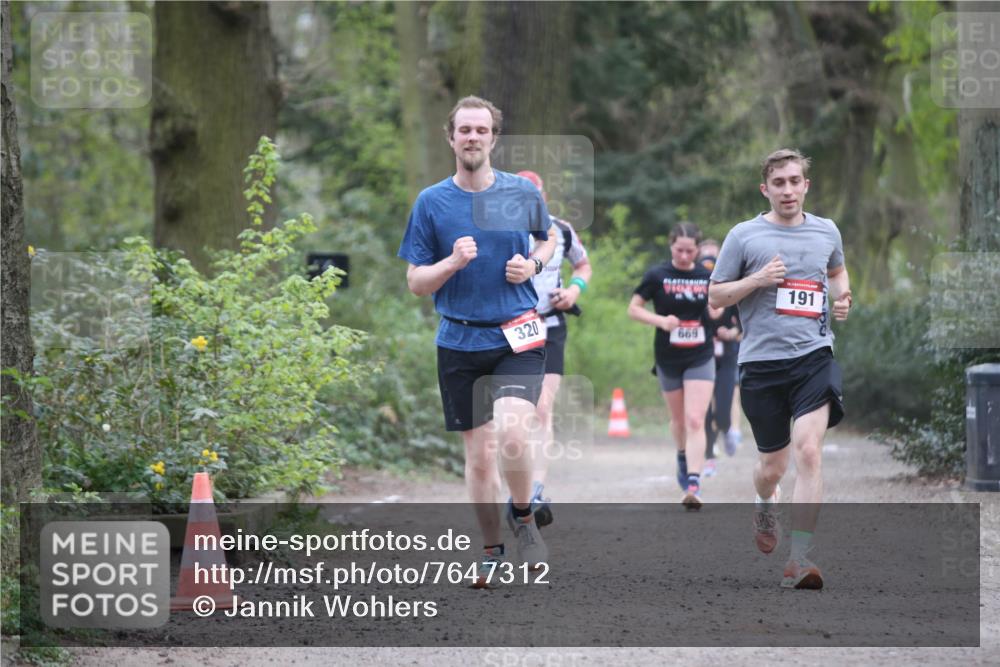 13.04.2025 - Hammer Lauf Jannik Wohlers http://msf.ph/oto/7647312 13.04.2025 11:30:56 Laufen 320, 669, 191 meine-sportfotos.de