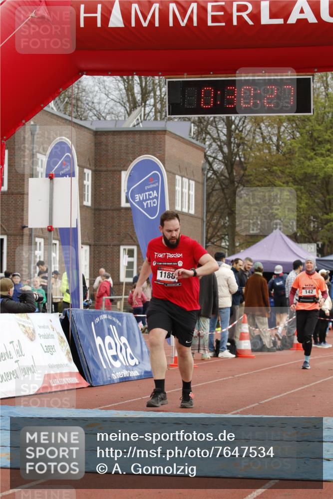 13.04.2025 - Hammer Lauf A. Gomolzig http://msf.ph/oto/7647534 13.04.2025 10:16:26 Ziel 142, 725, 1076, 1188, 1827 meine-sportfotos.de