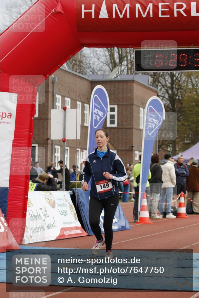 13.04.2025 - Hammer Lauf A. Gomolzig http://msf.ph/oto/7647750 13.04.2025 10:15:33 Ziel 149, 1147 meine-sportfotos.de