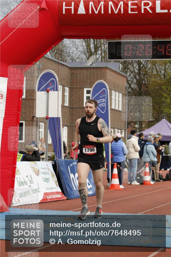 13.04.2025 - Hammer Lauf A. Gomolzig http://msf.ph/oto/7648495 13.04.2025 10:12:47 Ziel 210, 260, 497, 498, 935, 1134, 1796 meine-sportfotos.de