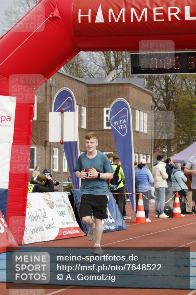 13.04.2025 - Hammer Lauf A. Gomolzig http://msf.ph/oto/7648522 13.04.2025 10:12:34 Ziel 387, 1351, 1769 meine-sportfotos.de