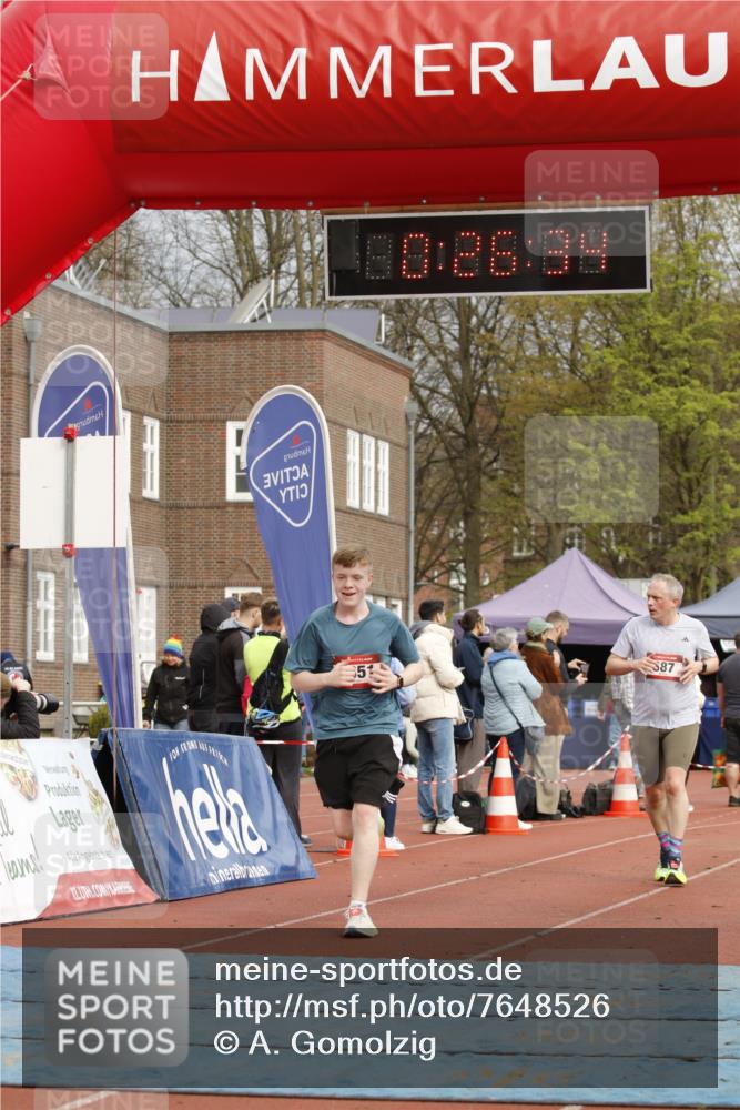 13.04.2025 - Hammer Lauf A. Gomolzig http://msf.ph/oto/7648526 13.04.2025 10:12:34 Ziel 387, 1351, 1769 meine-sportfotos.de