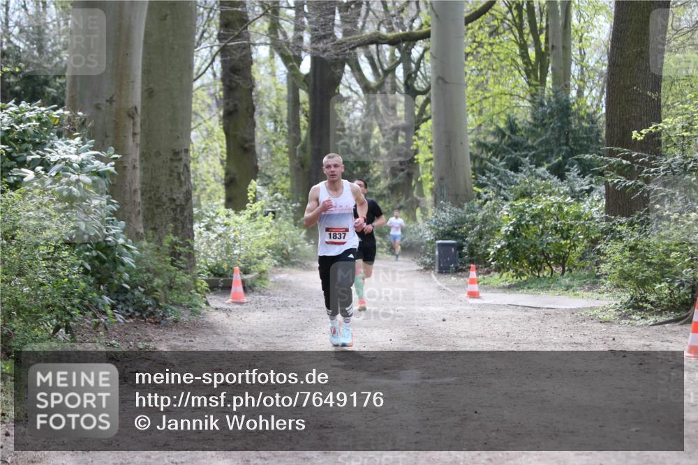 13.04.2025 - Hammer Lauf Jannik Wohlers http://msf.ph/oto/7649176 13.04.2025 11:24:01 Laufen 1837 meine-sportfotos.de