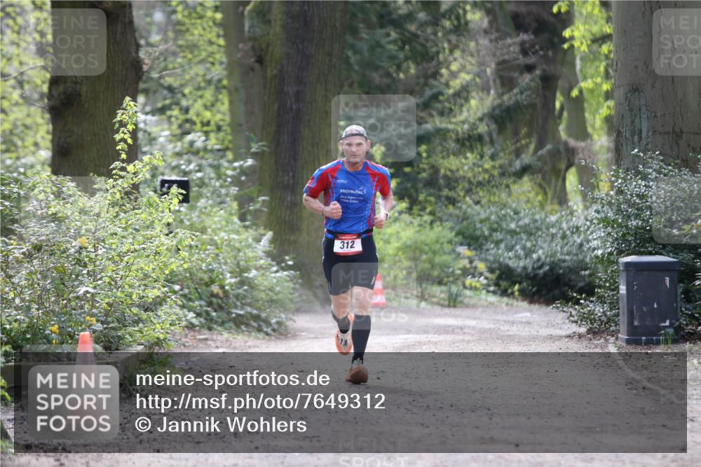 13.04.2025 - Hammer Lauf Jannik Wohlers http://msf.ph/oto/7649312 13.04.2025 11:23:13 Laufen 312 meine-sportfotos.de